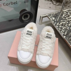 Miu Miu Casual Shoes